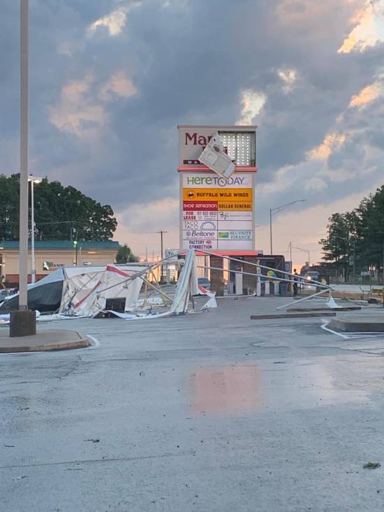 Local News Storm Damages Areas Of Poplar Bluff 6 19 19 Daily